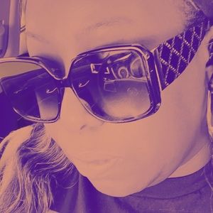 Meet your Posher, Darlene